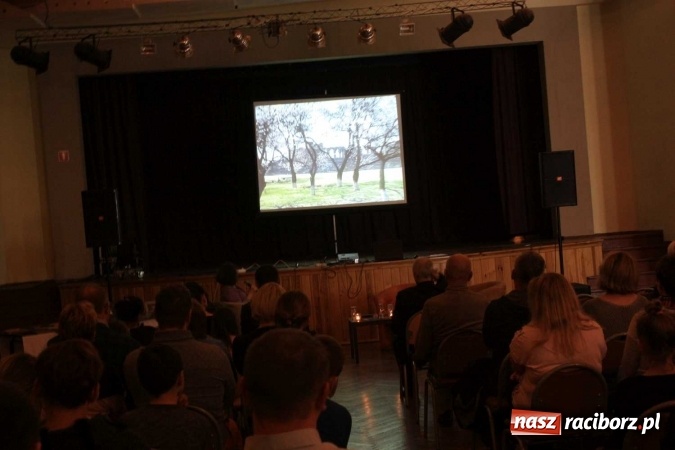 Zdjęcie w galerii na portalu naszraciborz.pl: Armenia, jakiej nie znamy. Wiecz&oacute;r ormiański w Krzanowicach wiadomości z regionu