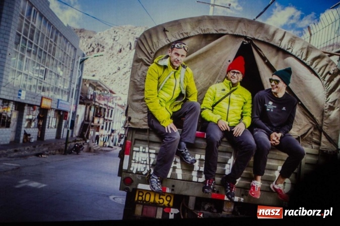 Zdjęcie w galerii na portalu naszraciborz.pl: Andrzej Bargiel i Zdobycie Śnieżnej Pantery  wiadomości z regionu