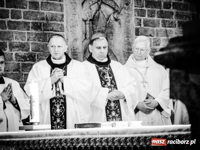 Zdjęcie w galerii na portalu naszraciborz.pl: Wspomnienie na Wszystkich Świętych i Dzień Zaduszny. Odeszli od nas wartościowi ludzie wiadomości z regionu