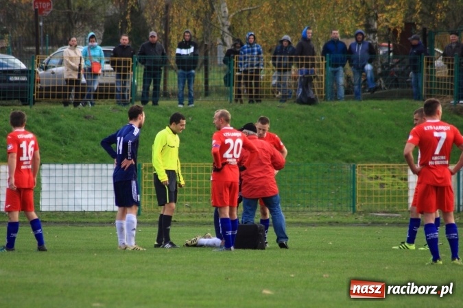 Zdjęcie w galerii na portalu naszraciborz.pl: Rudzki Buk uległ osłabionym Łabędom wiadomości z regionu