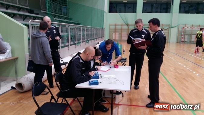 Zdjęcie w galerii na portalu naszraciborz.pl: Koszykówka. Trzecia wygrana Ofensywy  wiadomości z regionu