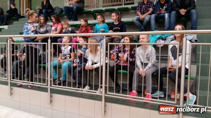 Zdjęcie w galerii na portalu naszraciborz.pl: Koszykówka. Trzecia wygrana Ofensywy  wiadomości z regionu