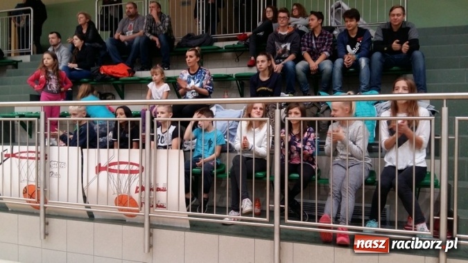 Zdjęcie w galerii na portalu naszraciborz.pl: Koszykówka. Trzecia wygrana Ofensywy  wiadomości z regionu