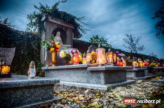 Zdjęcie w galerii na portalu naszraciborz.pl: Organizacja ruchu i komunikacja miejska we Wszystkich Świętych. Będzie dodatkowa bezpłatna linia autobusowa wiadomości z regionu