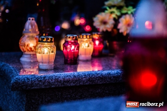 Zdjęcie w galerii na portalu naszraciborz.pl: Organizacja ruchu i komunikacja miejska we Wszystkich Świętych. Będzie dodatkowa bezpłatna linia autobusowa wiadomości z regionu