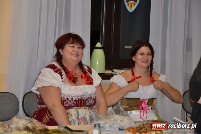 Zdjęcie w galerii na portalu naszraciborz.pl: Jubileuszowy Oktoberfest w Roszkowie wiadomości z regionu