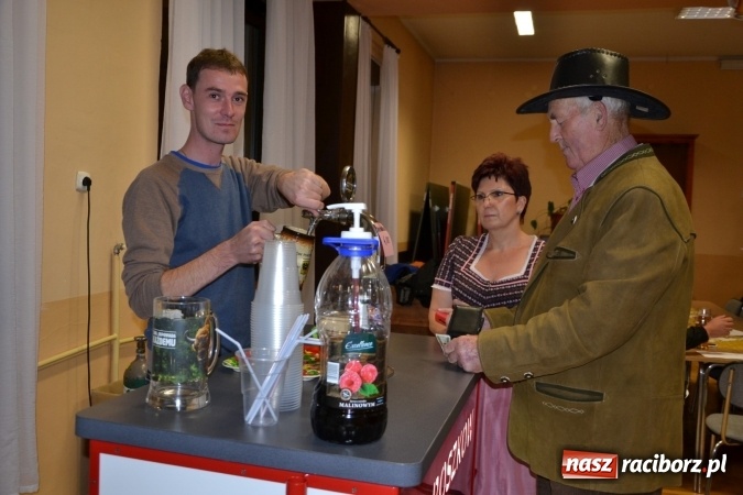 Zdjęcie w galerii na portalu naszraciborz.pl: Jubileuszowy Oktoberfest w Roszkowie wiadomości z regionu