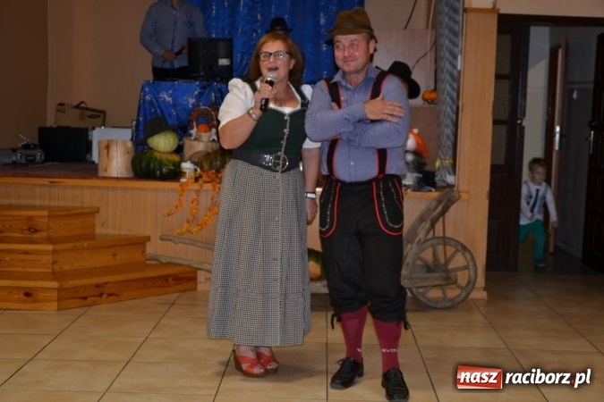 Zdjęcie w galerii na portalu naszraciborz.pl: Jubileuszowy Oktoberfest w Roszkowie wiadomości z regionu