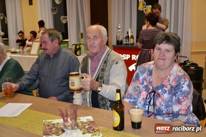 Zdjęcie w galerii na portalu naszraciborz.pl: Jubileuszowy Oktoberfest w Roszkowie wiadomości z regionu