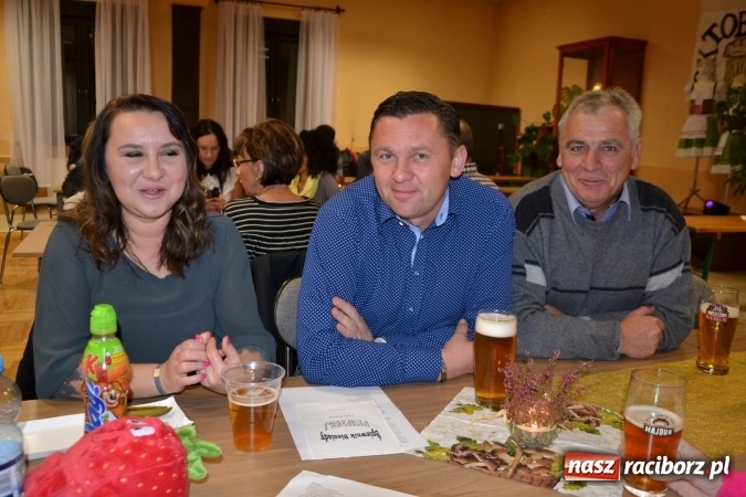 Zdjęcie w galerii na portalu naszraciborz.pl: Jubileuszowy Oktoberfest w Roszkowie wiadomości z regionu
