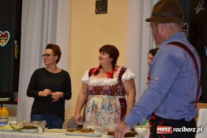 Zdjęcie w galerii na portalu naszraciborz.pl: Jubileuszowy Oktoberfest w Roszkowie wiadomości z regionu