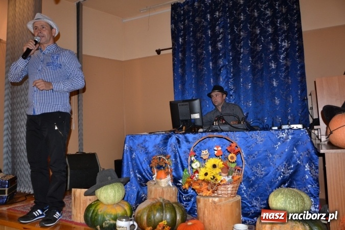 Zdjęcie w galerii na portalu naszraciborz.pl: Jubileuszowy Oktoberfest w Roszkowie wiadomości z regionu