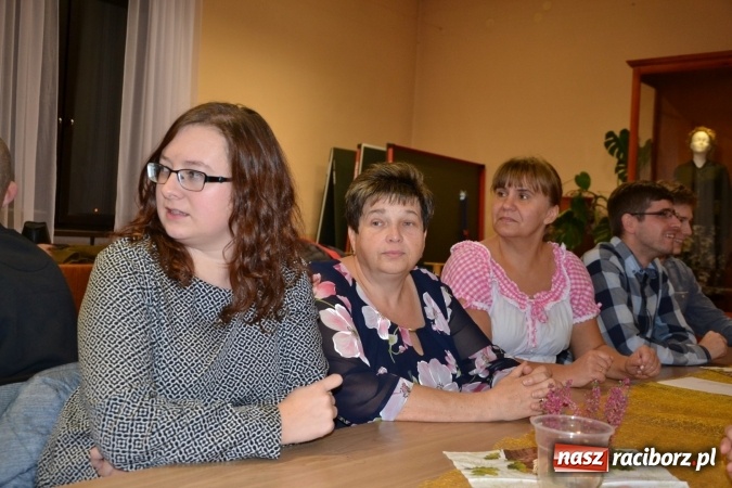 Zdjęcie w galerii na portalu naszraciborz.pl: Jubileuszowy Oktoberfest w Roszkowie wiadomości z regionu