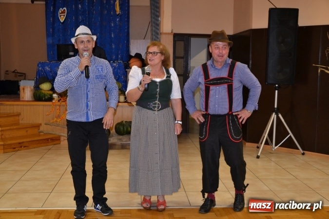Zdjęcie w galerii na portalu naszraciborz.pl: Jubileuszowy Oktoberfest w Roszkowie wiadomości z regionu