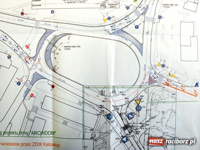 Zdjęcie w galerii na portalu naszraciborz.pl: Rondo miesiąc wcześniej wiadomości z regionu