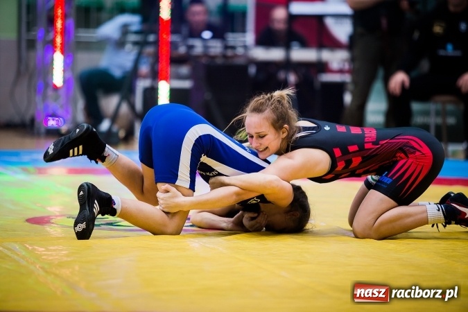 Zdjęcie w galerii na portalu naszraciborz.pl: Krajowa Liga Zapaśnicza: Inauguracyjne zwycięstwo MKZ Unia Racibórz wiadomości z regionu
