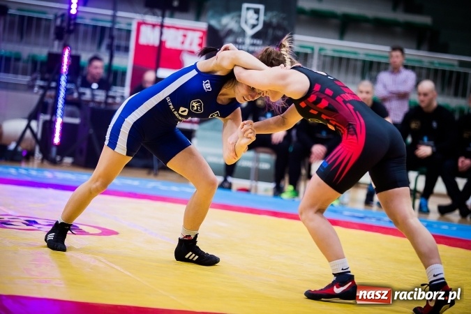Zdjęcie w galerii na portalu naszraciborz.pl: Krajowa Liga Zapaśnicza: Inauguracyjne zwycięstwo MKZ Unia Racibórz wiadomości z regionu