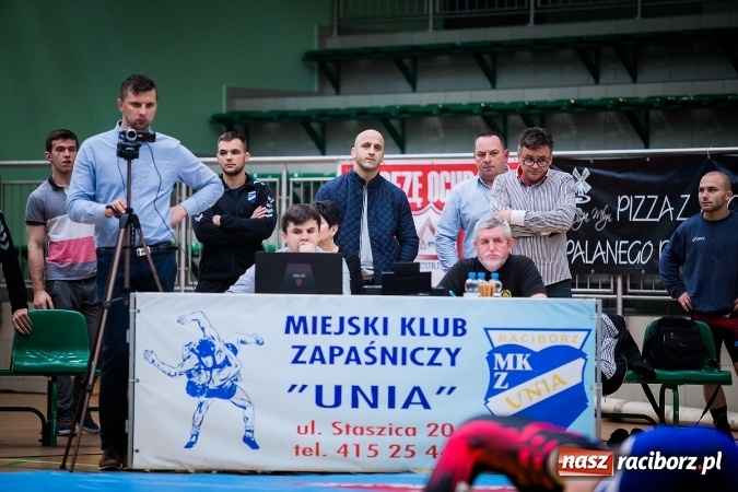 Zdjęcie w galerii na portalu naszraciborz.pl: Krajowa Liga Zapaśnicza: Inauguracyjne zwycięstwo MKZ Unia Racibórz wiadomości z regionu