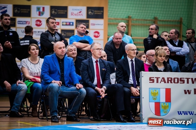 Zdjęcie w galerii na portalu naszraciborz.pl: Krajowa Liga Zapaśnicza: Inauguracyjne zwycięstwo MKZ Unia Racibórz wiadomości z regionu