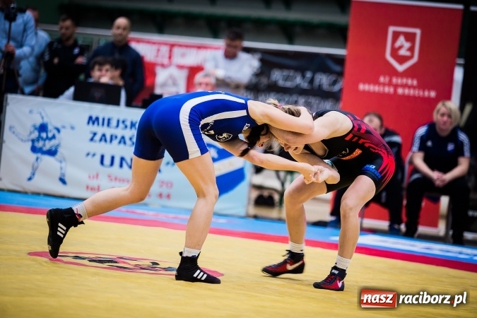 Zdjęcie w galerii na portalu naszraciborz.pl: Krajowa Liga Zapaśnicza: Inauguracyjne zwycięstwo MKZ Unia Racibórz wiadomości z regionu