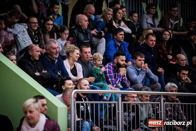 Zdjęcie w galerii na portalu naszraciborz.pl: Krajowa Liga Zapaśnicza: Inauguracyjne zwycięstwo MKZ Unia Racibórz wiadomości z regionu