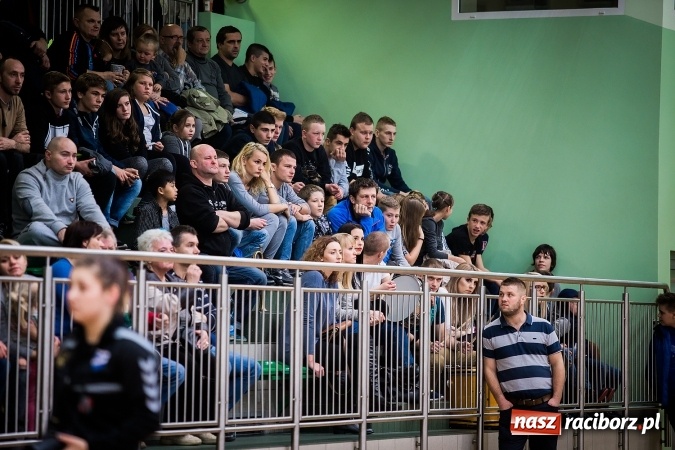 Zdjęcie w galerii na portalu naszraciborz.pl: Krajowa Liga Zapaśnicza: Inauguracyjne zwycięstwo MKZ Unia Racibórz wiadomości z regionu