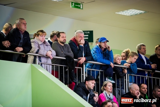 Zdjęcie w galerii na portalu naszraciborz.pl: Krajowa Liga Zapaśnicza: Inauguracyjne zwycięstwo MKZ Unia Racibórz wiadomości z regionu