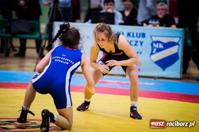 Zdjęcie w galerii na portalu naszraciborz.pl: Krajowa Liga Zapaśnicza: Inauguracyjne zwycięstwo MKZ Unia Racibórz wiadomości z regionu