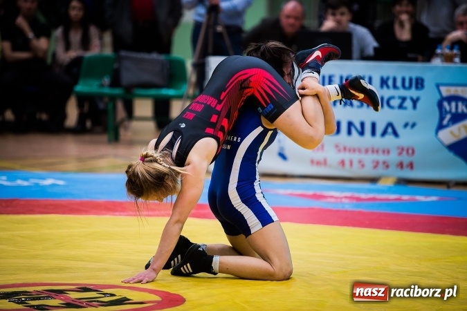 Zdjęcie w galerii na portalu naszraciborz.pl: Krajowa Liga Zapaśnicza: Inauguracyjne zwycięstwo MKZ Unia Racibórz wiadomości z regionu