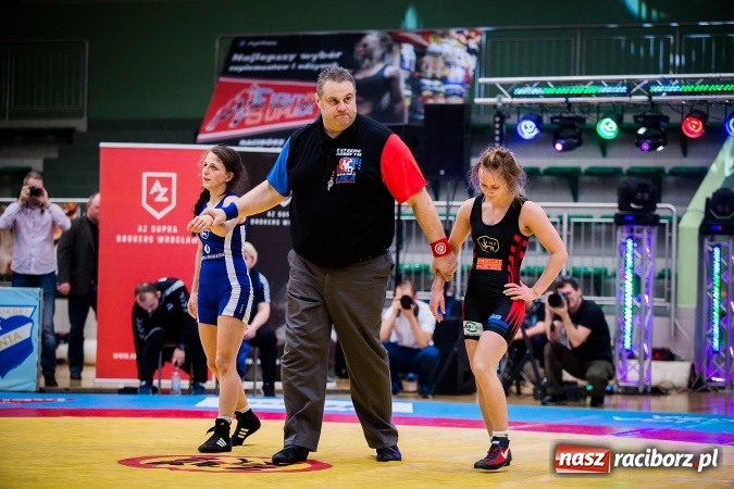 Zdjęcie w galerii na portalu naszraciborz.pl: Krajowa Liga Zapaśnicza: Inauguracyjne zwycięstwo MKZ Unia Racibórz wiadomości z regionu