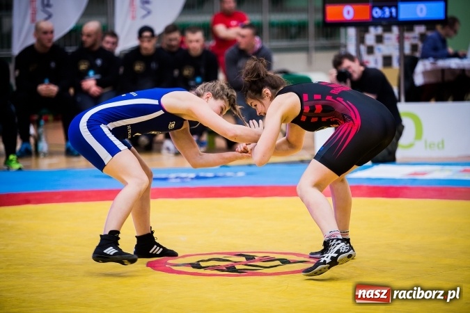 Zdjęcie w galerii na portalu naszraciborz.pl: Krajowa Liga Zapaśnicza: Inauguracyjne zwycięstwo MKZ Unia Racibórz wiadomości z regionu