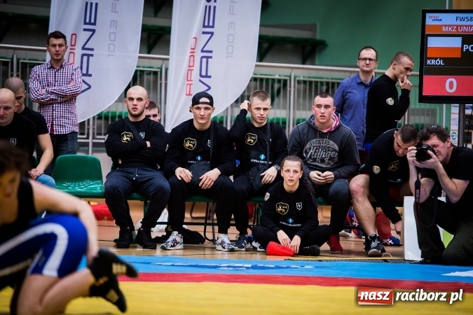 Zdjęcie w galerii na portalu naszraciborz.pl: Krajowa Liga Zapaśnicza: Inauguracyjne zwycięstwo MKZ Unia Racibórz wiadomości z regionu