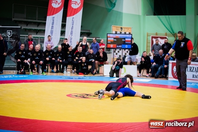 Zdjęcie w galerii na portalu naszraciborz.pl: Krajowa Liga Zapaśnicza: Inauguracyjne zwycięstwo MKZ Unia Racibórz wiadomości z regionu