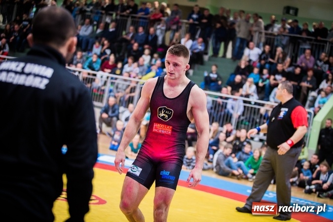 Zdjęcie w galerii na portalu naszraciborz.pl: Krajowa Liga Zapaśnicza: Inauguracyjne zwycięstwo MKZ Unia Racibórz wiadomości z regionu