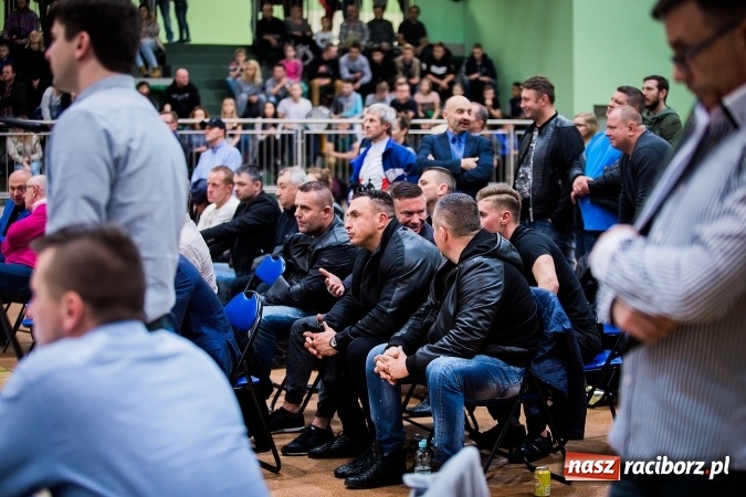 Zdjęcie w galerii na portalu naszraciborz.pl: Krajowa Liga Zapaśnicza: Inauguracyjne zwycięstwo MKZ Unia Racibórz wiadomości z regionu