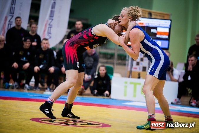 Zdjęcie w galerii na portalu naszraciborz.pl: Krajowa Liga Zapaśnicza: Inauguracyjne zwycięstwo MKZ Unia Racibórz wiadomości z regionu