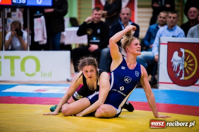 Zdjęcie w galerii na portalu naszraciborz.pl: Krajowa Liga Zapaśnicza: Inauguracyjne zwycięstwo MKZ Unia Racibórz wiadomości z regionu