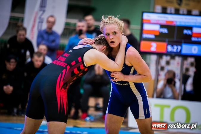 Zdjęcie w galerii na portalu naszraciborz.pl: Krajowa Liga Zapaśnicza: Inauguracyjne zwycięstwo MKZ Unia Racibórz wiadomości z regionu