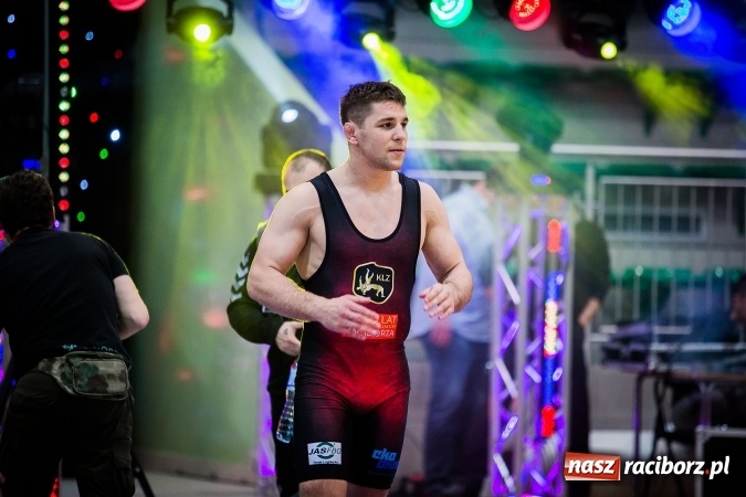 Zdjęcie w galerii na portalu naszraciborz.pl: Krajowa Liga Zapaśnicza: Inauguracyjne zwycięstwo MKZ Unia Racibórz wiadomości z regionu