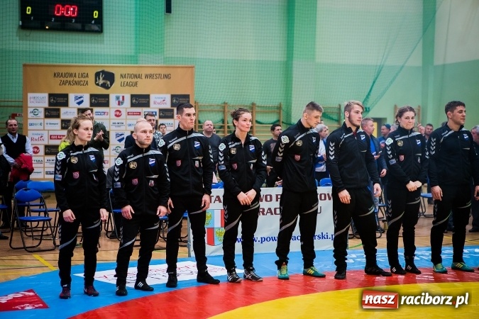 Zdjęcie w galerii na portalu naszraciborz.pl: Krajowa Liga Zapaśnicza: Inauguracyjne zwycięstwo MKZ Unia Racibórz wiadomości z regionu