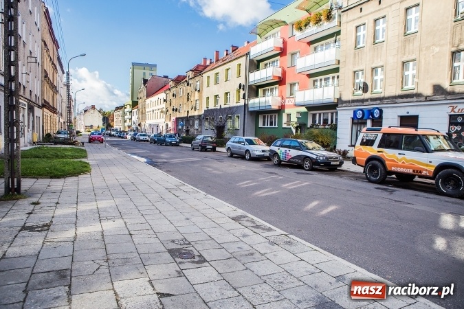 Zdjęcie w galerii na portalu naszraciborz.pl: Radny Dariusz Doleżych o stanie nawierzchni na Rudzkiej i Książęcej  wiadomości z regionu