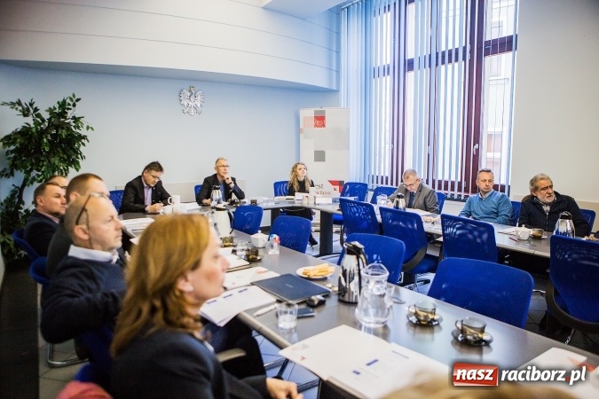 Zdjęcie w galerii na portalu naszraciborz.pl: Bez specjalist&oacute;w i innowacji nie ruszymy do przodu wiadomości z regionu