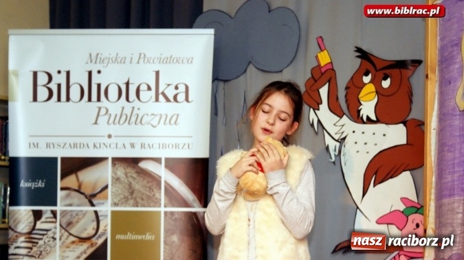 Zdjęcie w galerii na portalu naszraciborz.pl: W raciborskiej bibliotece rozstrzygnięto og&oacute;lnopolski konkurs plastyczny wiadomości z regionu