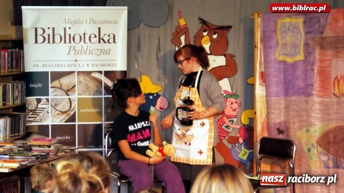 Zdjęcie w galerii na portalu naszraciborz.pl: W raciborskiej bibliotece rozstrzygnięto og&oacute;lnopolski konkurs plastyczny wiadomości z regionu