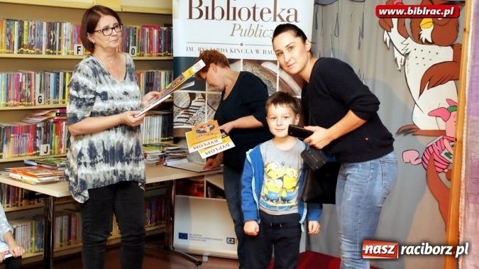 Zdjęcie w galerii na portalu naszraciborz.pl: W raciborskiej bibliotece rozstrzygnięto og&oacute;lnopolski konkurs plastyczny wiadomości z regionu