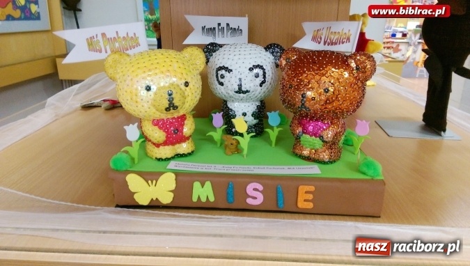 Zdjęcie w galerii na portalu naszraciborz.pl: W raciborskiej bibliotece rozstrzygnięto og&oacute;lnopolski konkurs plastyczny wiadomości z regionu