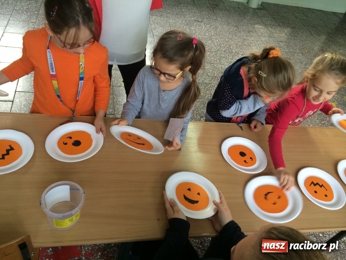 Zdjęcie w galerii na portalu naszraciborz.pl: Dyniobranie w Szkole Podstawowej nr 1  wiadomości z regionu