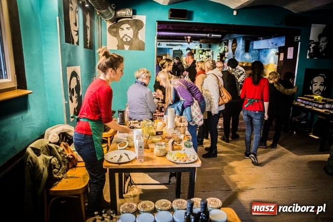 Zdjęcie w galerii na portalu naszraciborz.pl: Ekożywność ponownie na Końcu Świata wiadomości z regionu