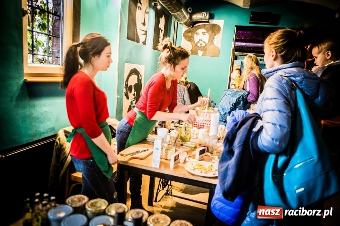 Zdjęcie w galerii na portalu naszraciborz.pl: Ekożywność ponownie na Końcu Świata wiadomości z regionu