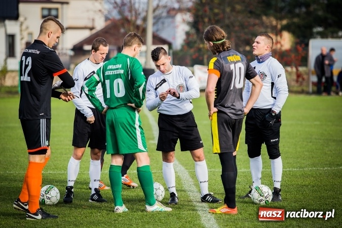 Zdjęcie w galerii na portalu naszraciborz.pl: Pewna wygrana Krzyżanowic w starciu ze Skrzyszowem wiadomości z regionu